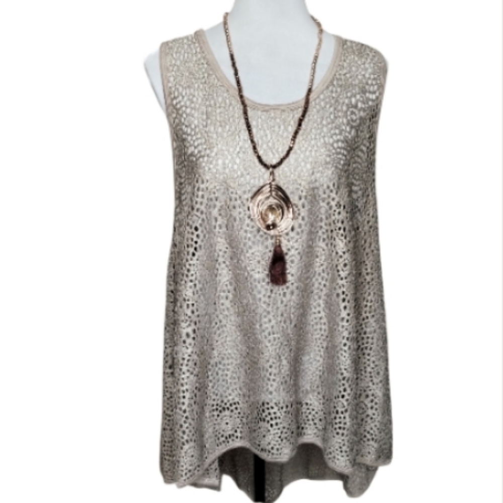 Comfy USA Textured Beige Sleeveless High Low Top Size XL